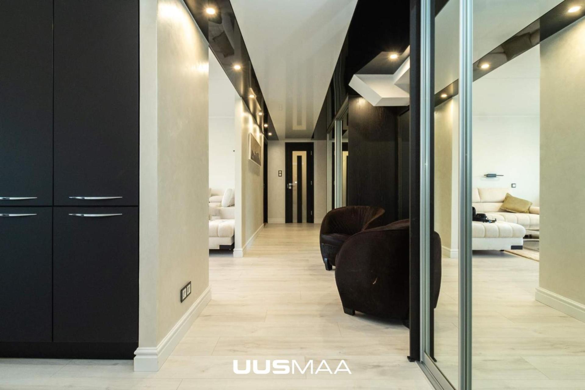 Apartment Araksi Hosting